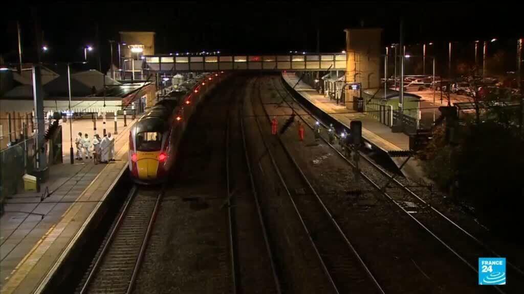 Attaque à l'arme blanche dans un train au Royaume-Uni : au moins 10 blessés