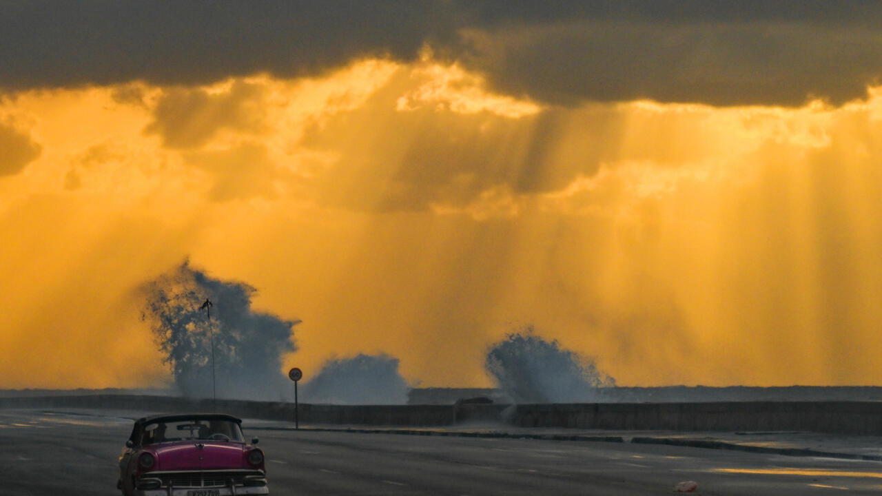 france24.com - Cuban tourism in crisis; visitors repelled by fuel, power shortages