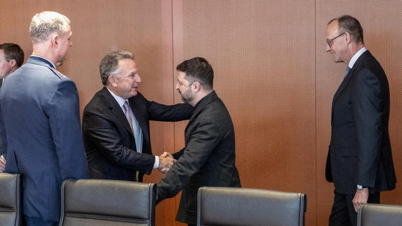 مباشر: تقدم في محادثات السلام الأوكرانية وسط خلافات حول التنازل عن الأراضي