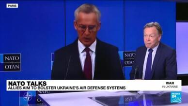 Live: NATO chief says Russia would cross very important line with nuclear strike 2 yH5BAEAAAAALAAAAAABAAEAAAIBRAA7