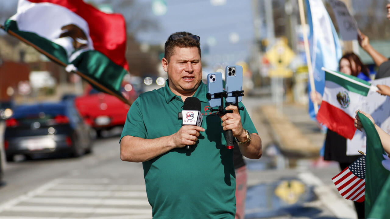 Estados Unidos deporta a periodista Mario Guevara a El Salvador, luego de tres meses de detención