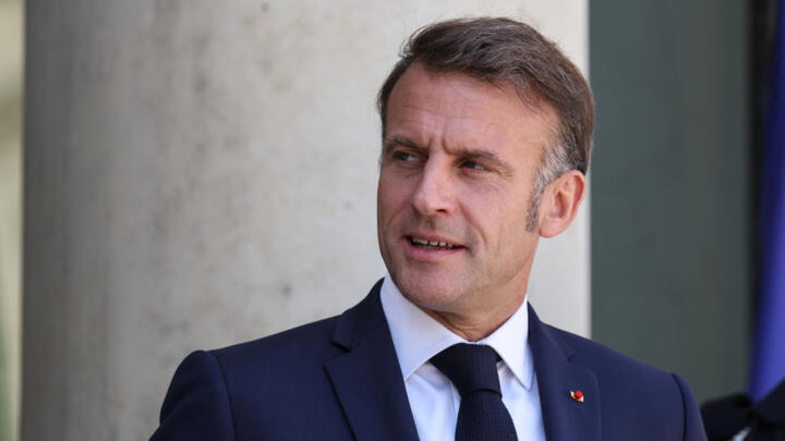 Le président français Emmanuel Macron lors d'une réunion à l'Élysée, le 18 juillet 2025.