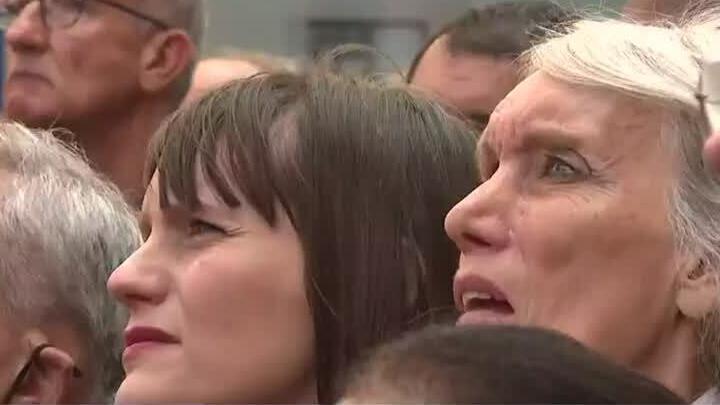 Fans and family bid tearful farewell to 'French icon' Jane Birkin