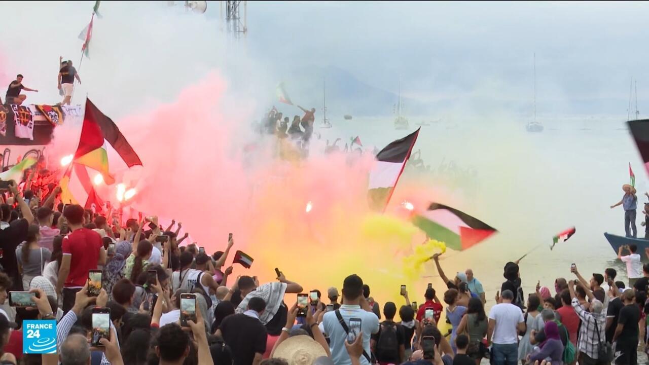 انطلاق "أسطول الصمود" من ميناء سيدي بوسعيد نحو غزة
