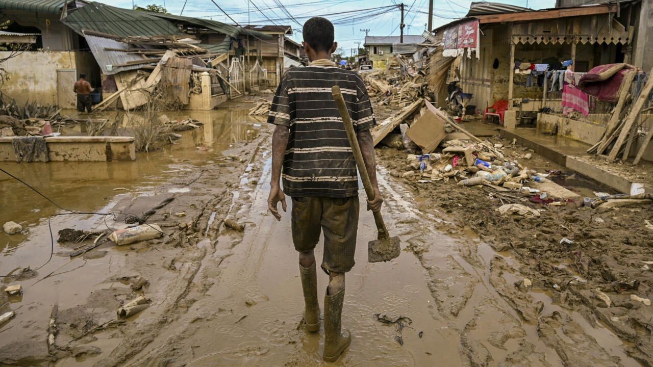 انخفاض الخسائر الاقتصادية الناجمة عن الكوارث الطبيعية عام 2025 إلى 220 مليار دولار