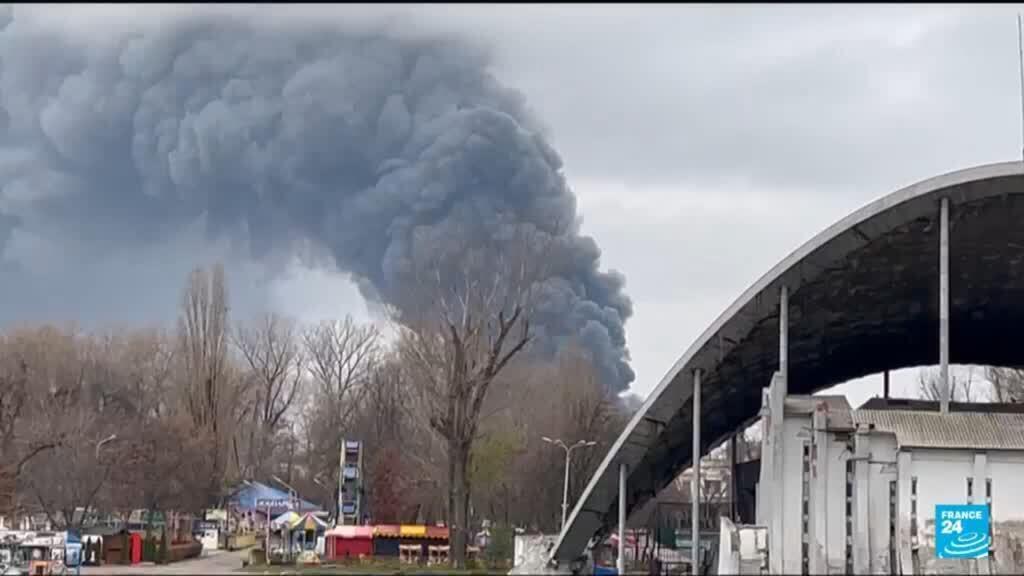 وشنت روسيا ضربات ضخمة بطائرات بدون طيار في وسط أوكرانيا مع تعثر محادثات السلام وشنت روسيا ضربات ضخمة بطائرات بدون طيار في وسط أوكرانيا مع تعثر محادثات السلام