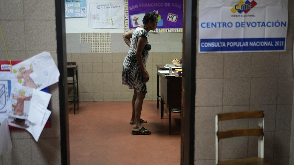 Venezuela celebra elecciones municipales sin la participación de parte de la oposición