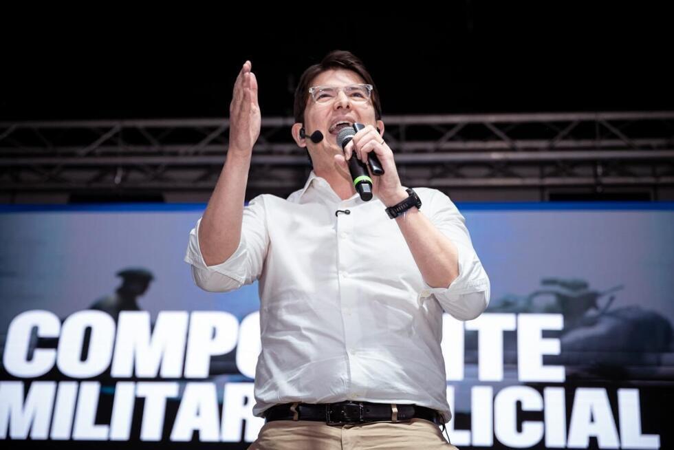 El senador y precandidato presidencial colombiano Miguel Uribe Turbay murió el 11 de agosto de 2025 tras el atentado que sufrió en Bogotá el 7 de junio.