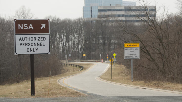 A cyber specialist who worked for the US National Security Agency for less than a month pleaded guilty to trying to sell top secret documents to Russia