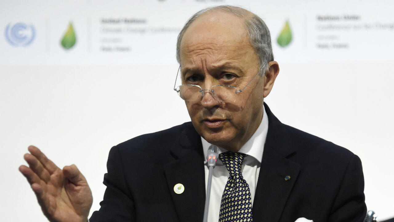 Fabius presents new draft ahead of climate deal deadline