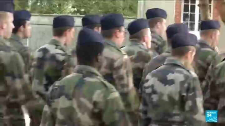 With the voluntary military service, France prepares for potential future conflicts