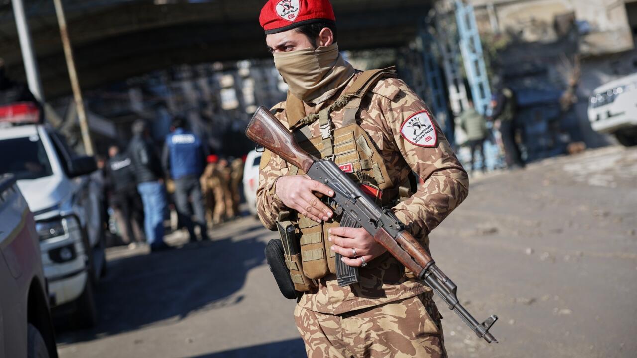 السلطات السورية تعلن "نقل" المقاتلين الأكراد من آخر حيّ تحصنوا فيه بحلب وواشنطن تدعو للحوار