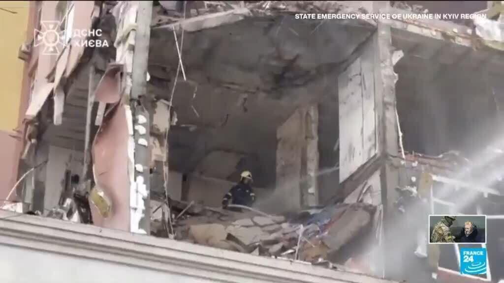 أوكرانيا تقصف الطائرات بدون طيار والصواريخ الروسية قبل زيارة زيلينسكي للولايات المتحدة