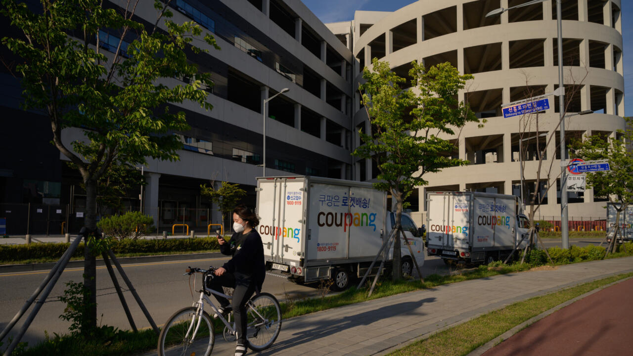 شرطة كوريا الجنوبية تدهم مكاتب شركة كوبانغ للتجارة الإلكترونية بعد تسريب بيانات ملايين العملاء