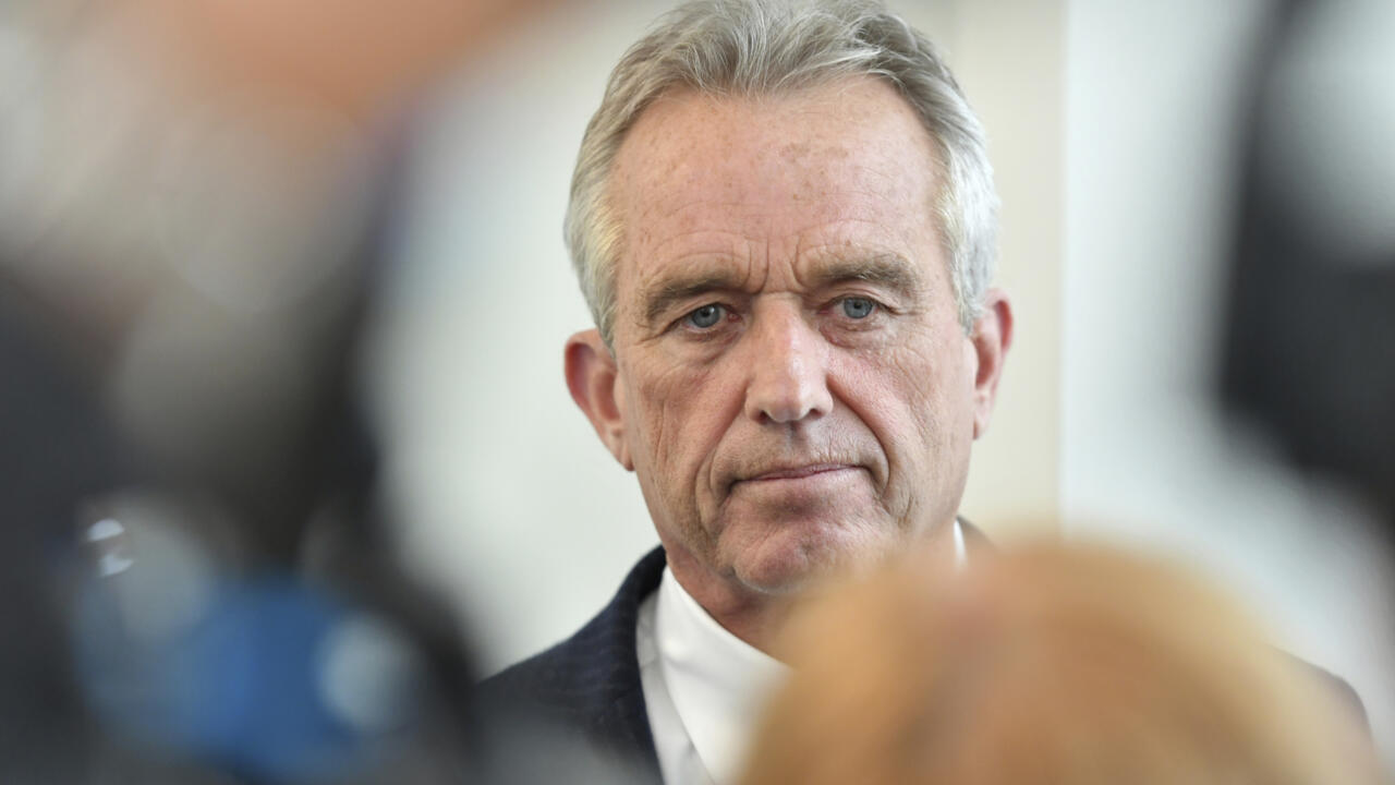 وزارة الصحة الأمريكية تحقق في وفيات "مرتبطة على الأرجح" بلقاحات كوفيد-19