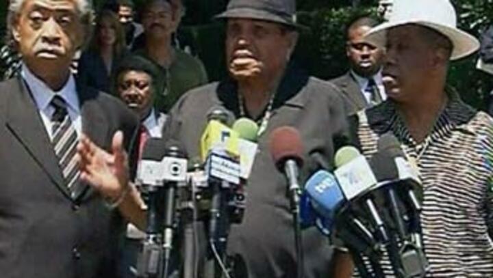 Date set for private funeral of Michael Jackson