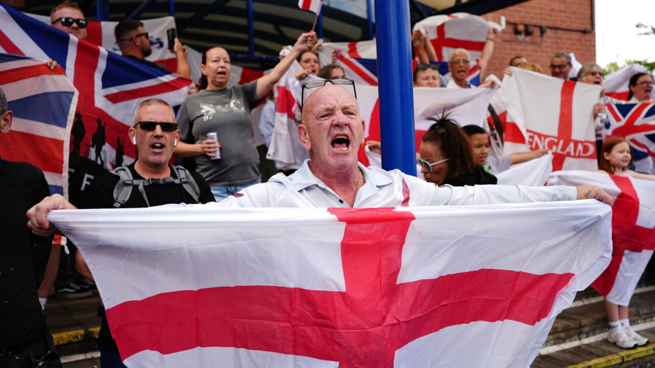 UK promises to improve 'broken' asylum system amid wave of anti-migrant ...