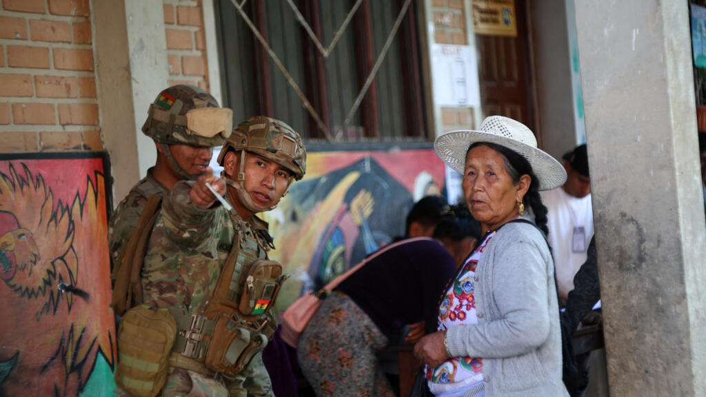 Bolivia: artefacto explosivo alerta zona de votación en Cochabamba antes de la llegada de Andrónico Rodríguez