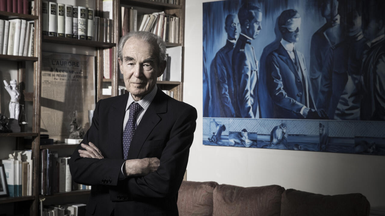 La tombe de Robert Badinter profanée le jour de son entrée au Panthéon