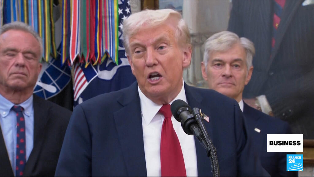 Trump warns of "irreversible" actions in case of government shutdown