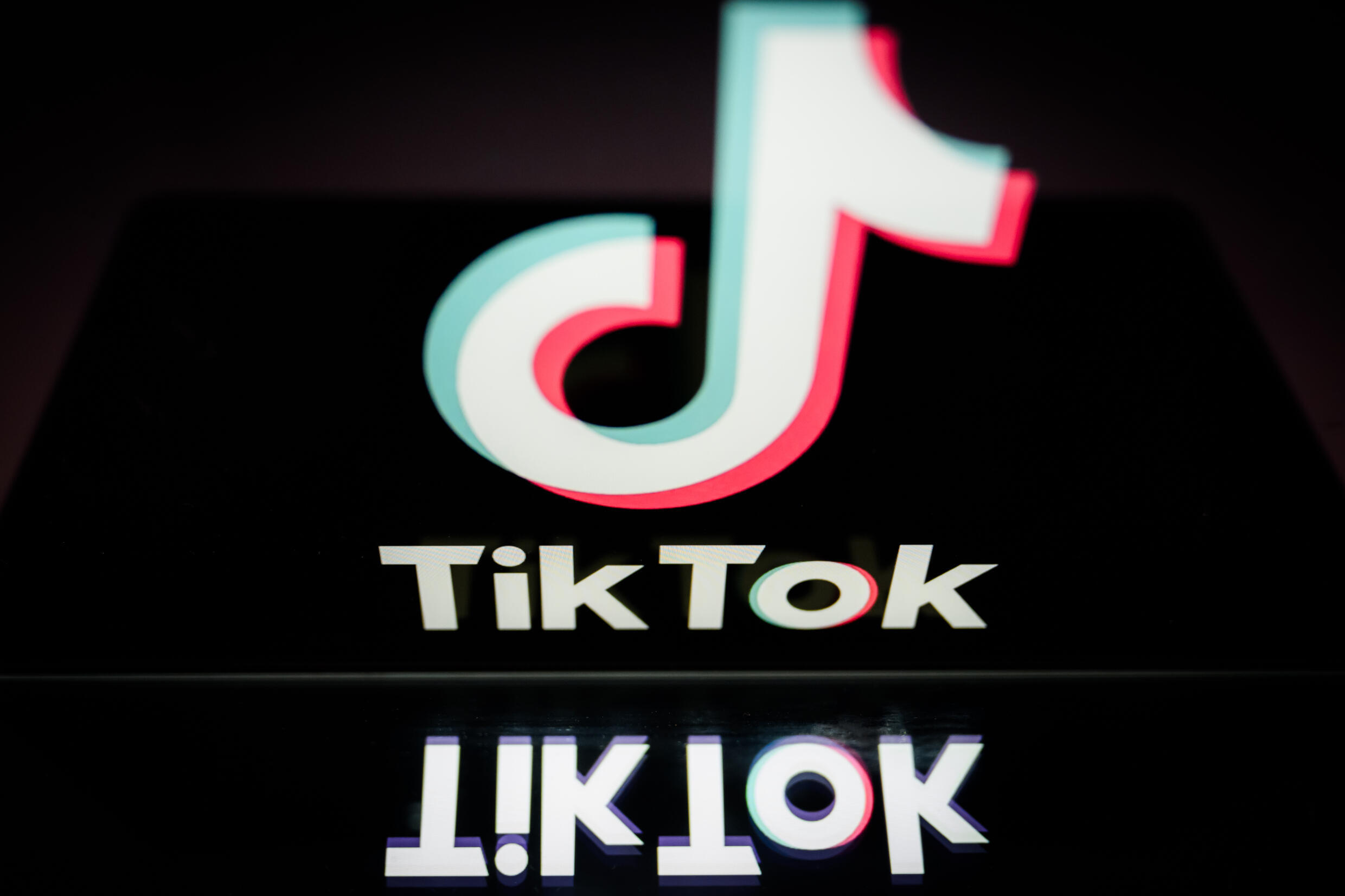 La plateforme de vidéos TikTok est accusée de permettre à Pékin d'espionner et de manipuler ses 170 millions d'utilisateurs aux États-Unis.