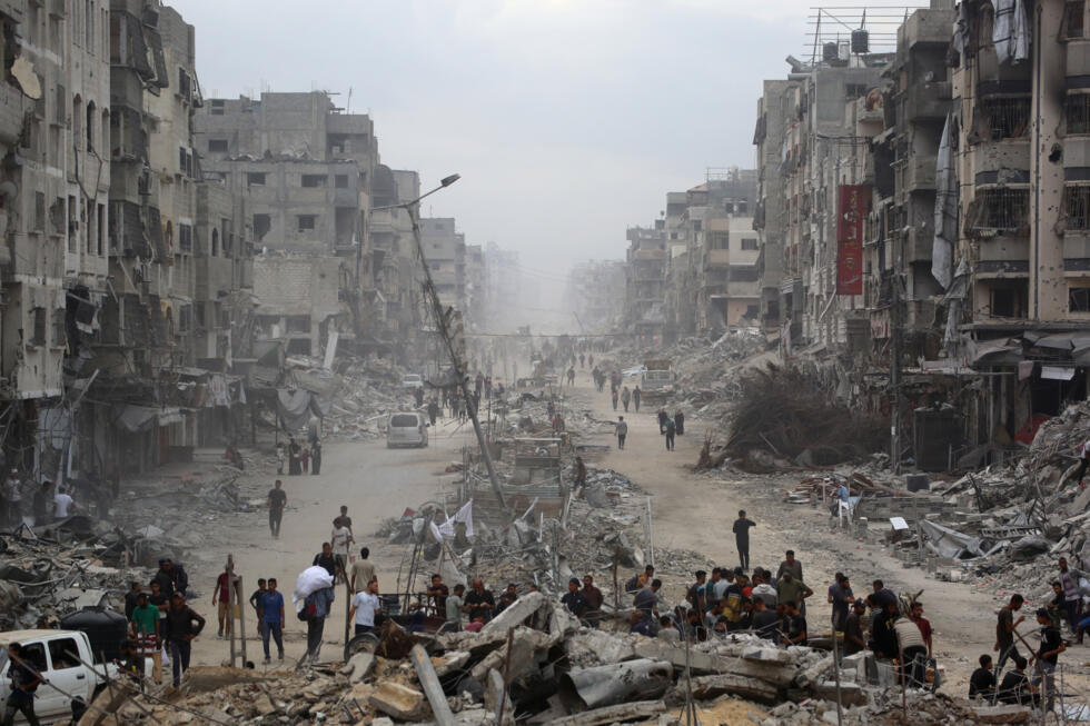 Displaced Palestinians have seized upon a ceasefire to return to their devastated homes in Gaza