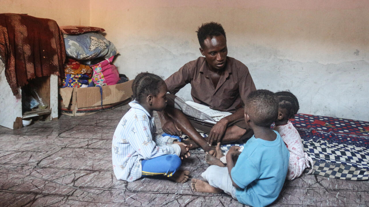 لاجئون صوماليون يفضلون العودة لبلدهم هربا من "الفقر والبطالة" في اليمن