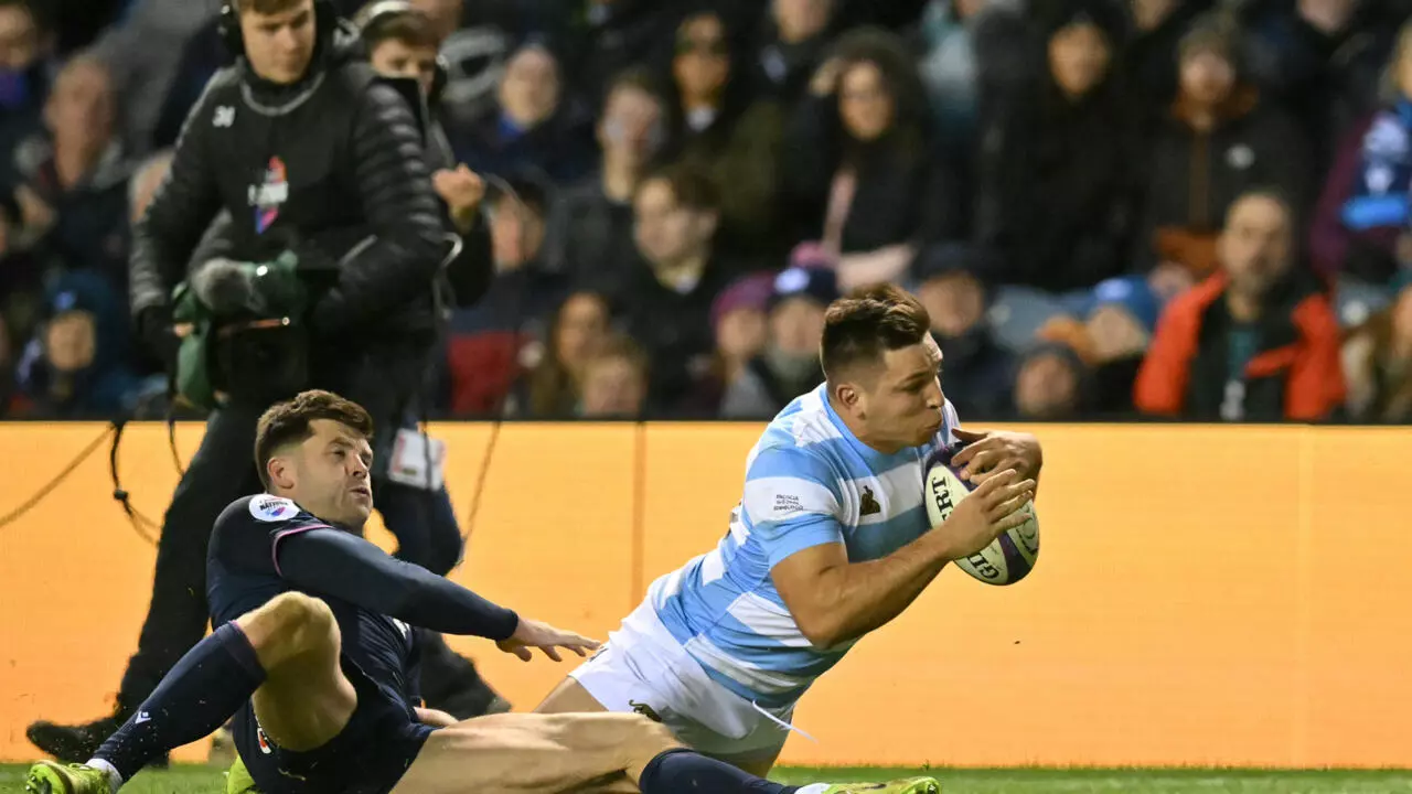 Argentina venció a Escocia tras una remontada frenética
