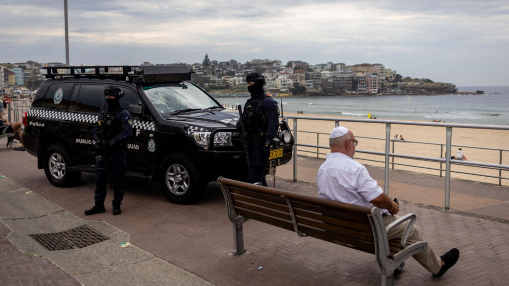Entraînement, repérage, bombes… Comment les assaillants de Bondi Beach ont préparé leur attaque