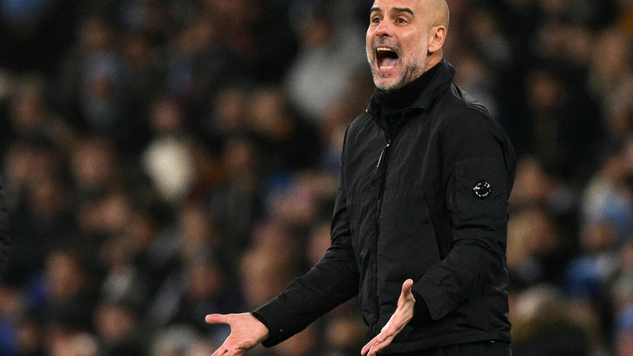 غوارديولا "متألم" من المعاناة الناجمة عن النزاعات العالمية