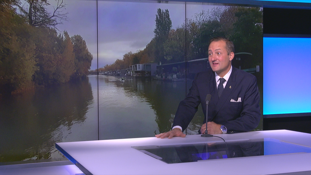 Living on the Seine: Inside Paris's iconic floating houseboats