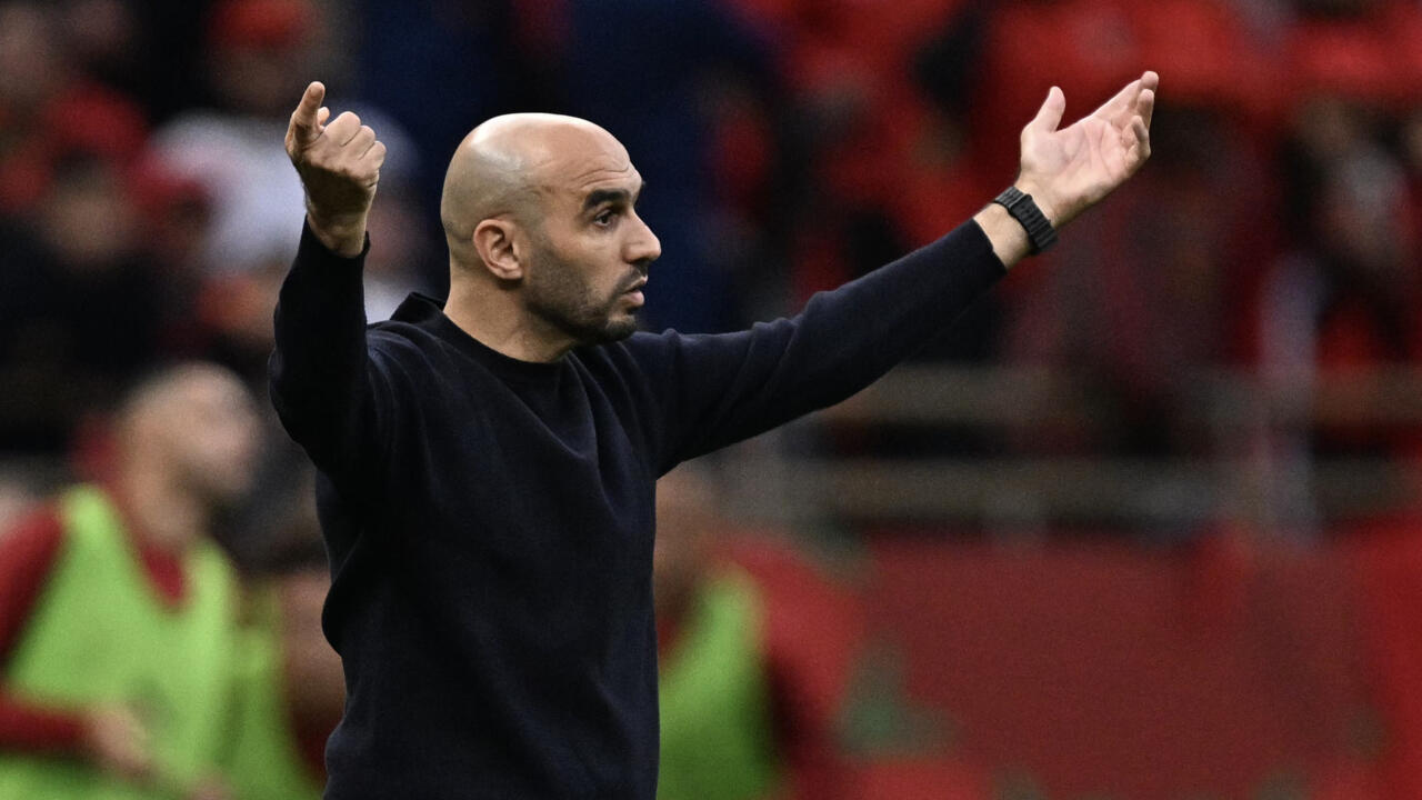 المغرب - الكاميرون... ما هي أسلحة وليد الركراكي لكسب معركة "الأسود" في غياب أوناحي؟