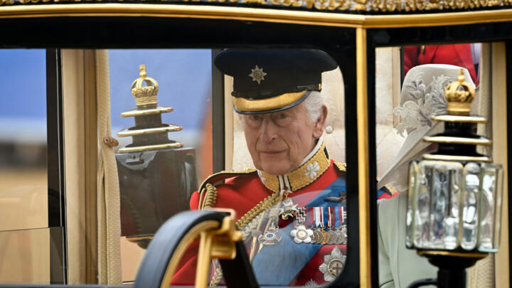 Le roi Charles III en carosse le 15 juin 2024 à Londres