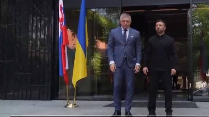 Ukraine's Volodymyr Zelensky urges Slovak PM Robert Fico to cut Russian oil imports