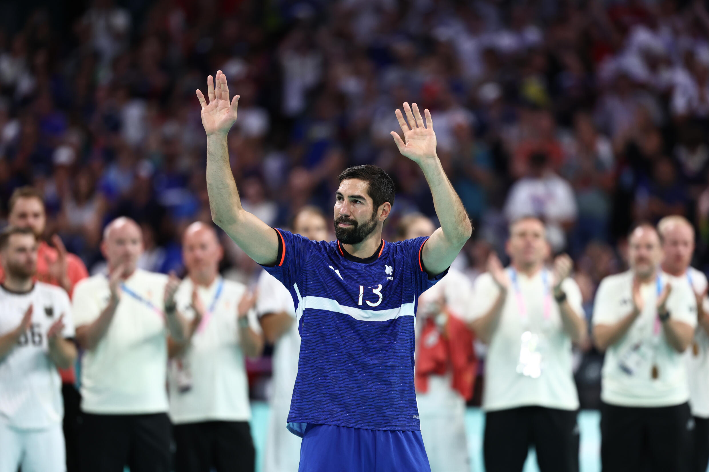 La star du handball français Nikola Karabatic après l'élimination des Beus par l'Allemagne en quart de finale, le 7 août 2024 à Villeneuve-d'Ascq