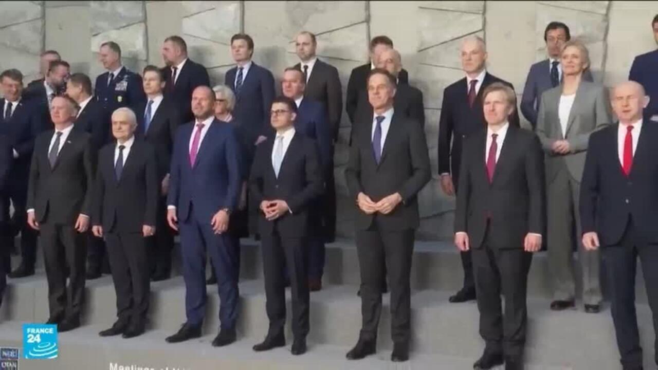 في غياب وزير الدفاع الأمريكي.. حلف الأطلسي يعلن دعما واسعا لأوكرانيا لمواجهة روسيا