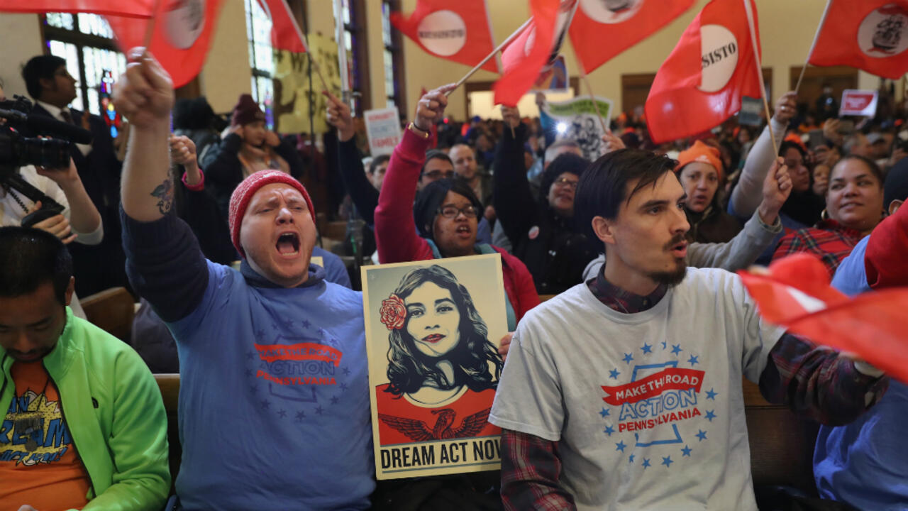 'Dreamers' in limbo as Senate rejects immigration bills - France 24