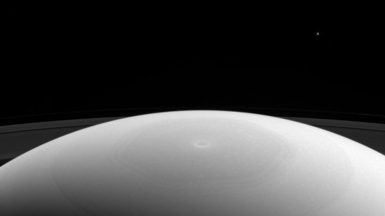 La Sonde Cassini A Volé Au Dessus De Lhémisphère Nord De