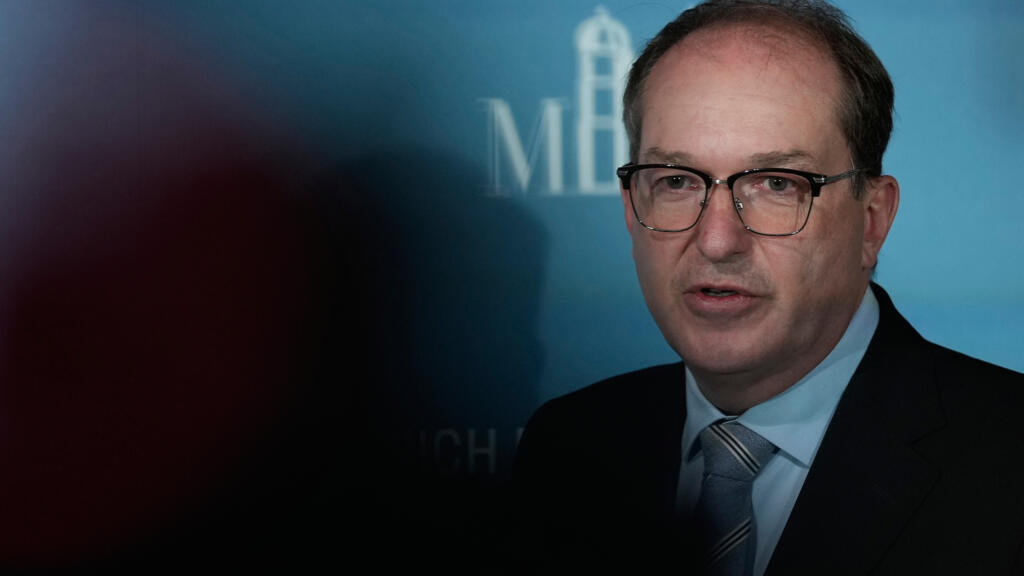 وزارة الداخلية الألمانية تعلن حظر جمعية إسلامية وتفتيش مقرات اثنتين أخريين