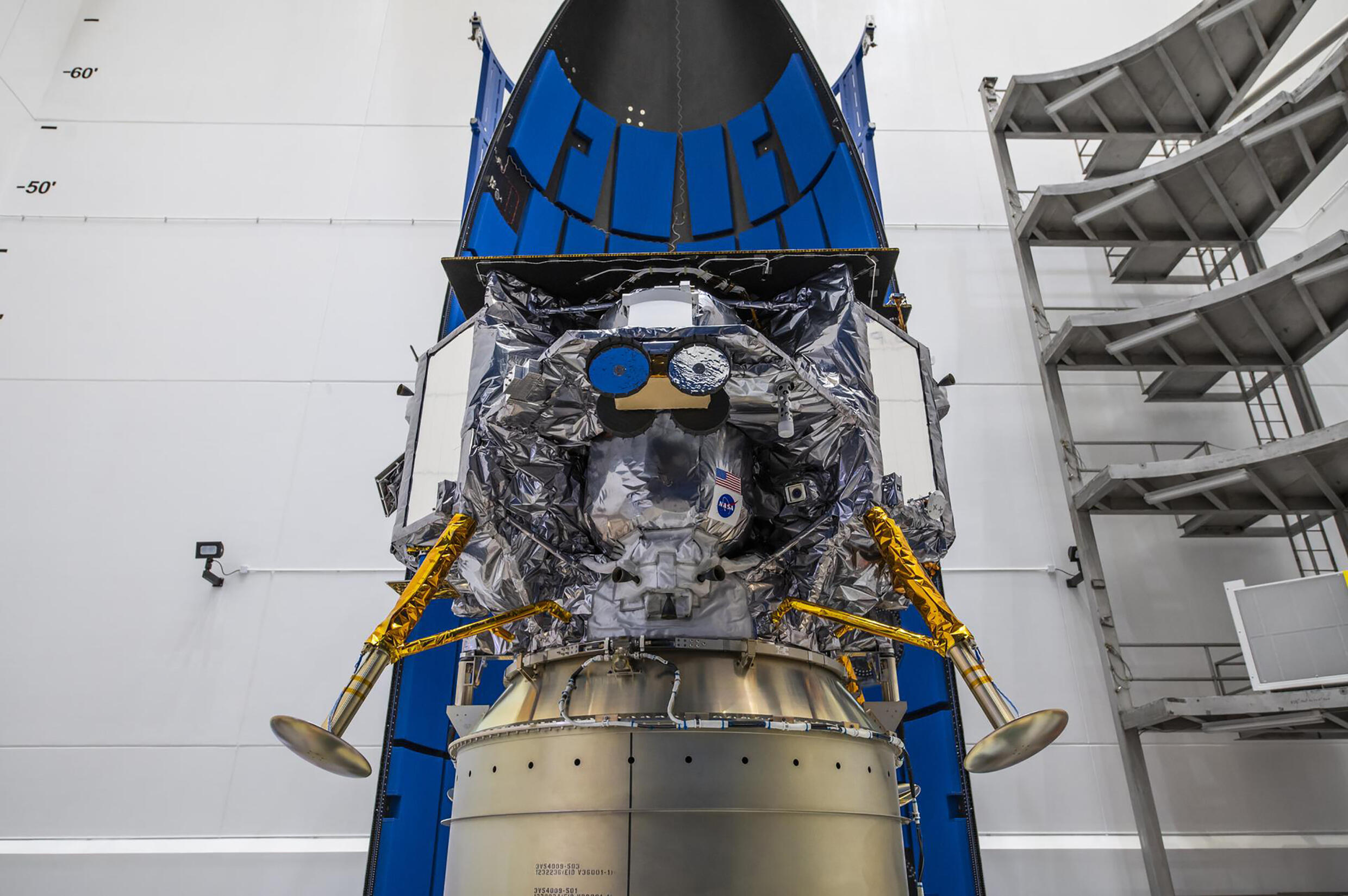L'alunisseur d'Astrobotic avant d'être placé dans la nouvelle fusée Vulcan Centaur de ULA, le 21 novembre 2023 en Floride.