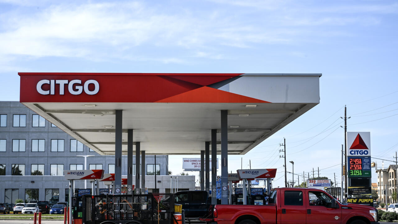 El precio de la gasolina en EE.UU. cae por debajo de los US$ 3 el galón por primera vez desde mayo de 2021