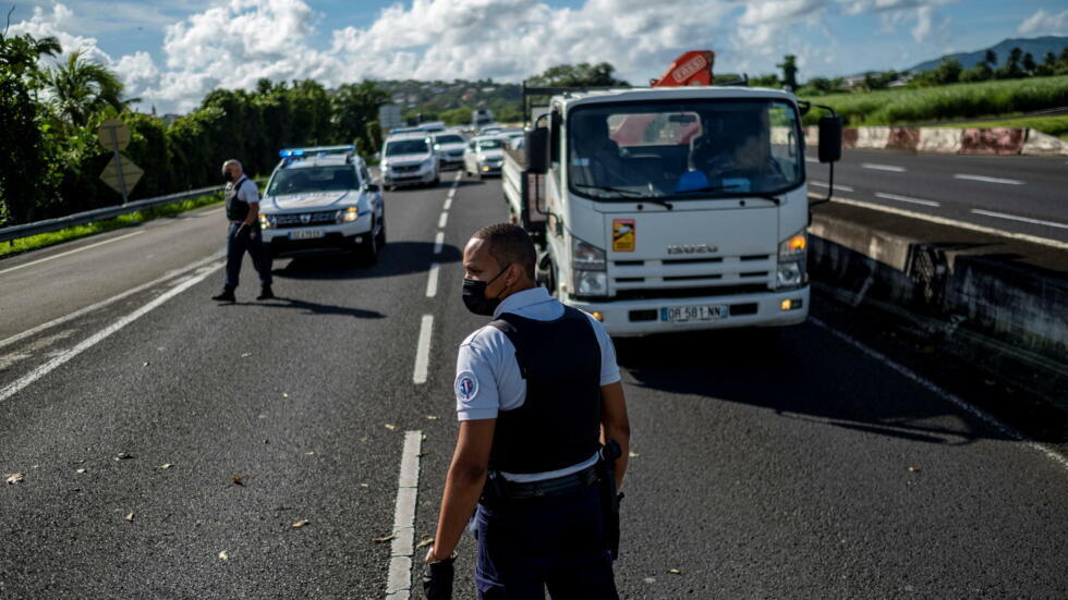France sends police reinforcements to Martinique to quell Covid unrest
