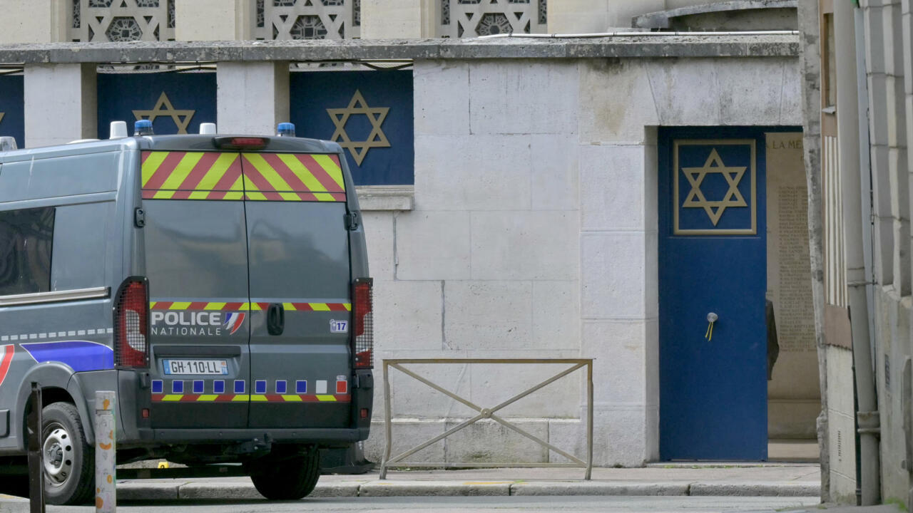 French police fatally shoot armed man trying to set fire to Rouen synagogue