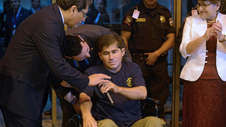 Man 'lost at sea' for a year returns home to El Salvador