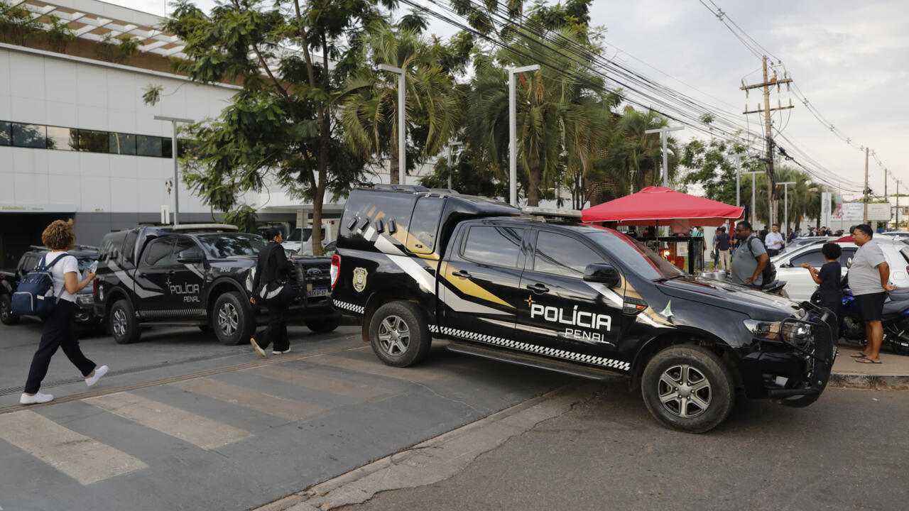 Brésil : tout juste condamné à 27 ans de prison, Jair Bolsonaro hospitalisé après un malaise