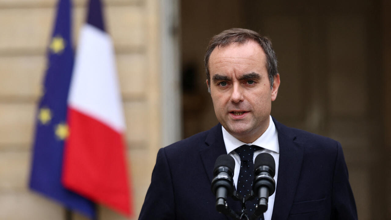 Crisis política en Francia: renuncia el primer ministro Sébastien Lecornu, el tercero en un año