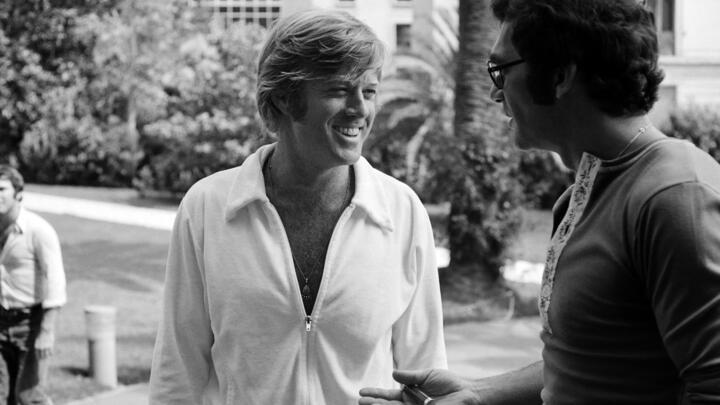 L'acteur américain Robert Redford (à gauche) et le réalisateur Sydney Pollack lors du Festival de Cannes en mai 1972.