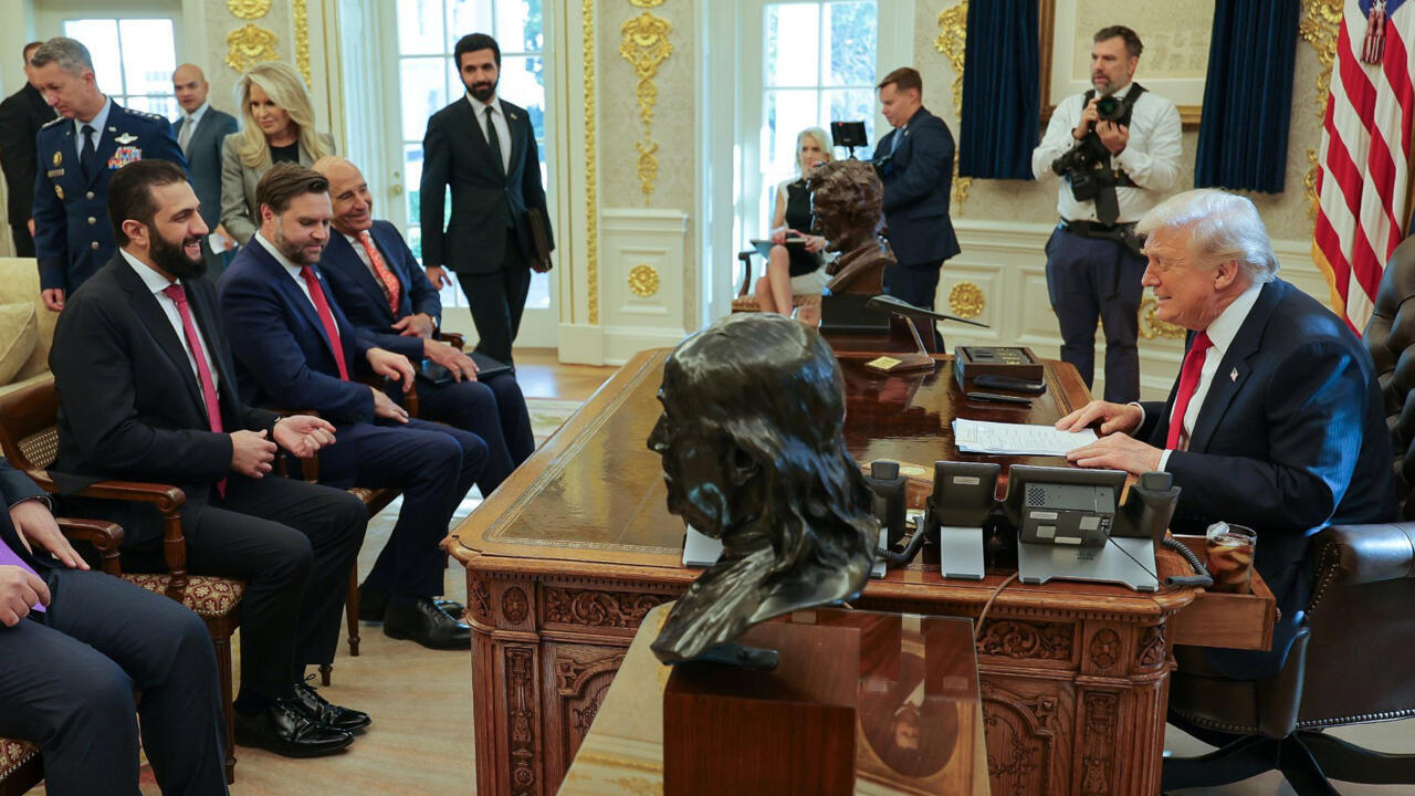 بعد لقائه الشرع... الرئيس الأمريكي يتعهد ببذل كل ما في وسعه "لإنجاح سوريا"