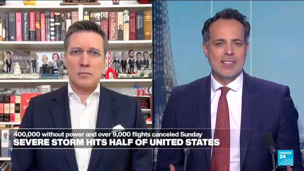 العاصفة القاتلة تضرب نصف الولايات المتحدة: 400 ألف بدون كهرباء