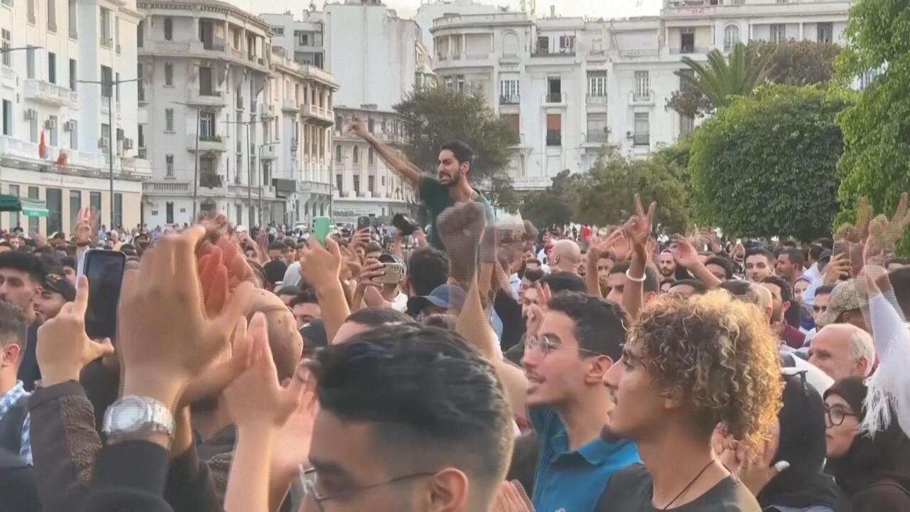 العالم علوم - ”جيل Z” وانفجار العنف.. كيف يفسر العلماء لجوء الحشود إلى التخريب والشغب؟